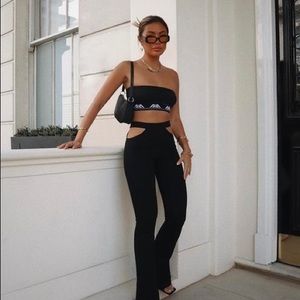 H&M Flared Leggings Cut Out